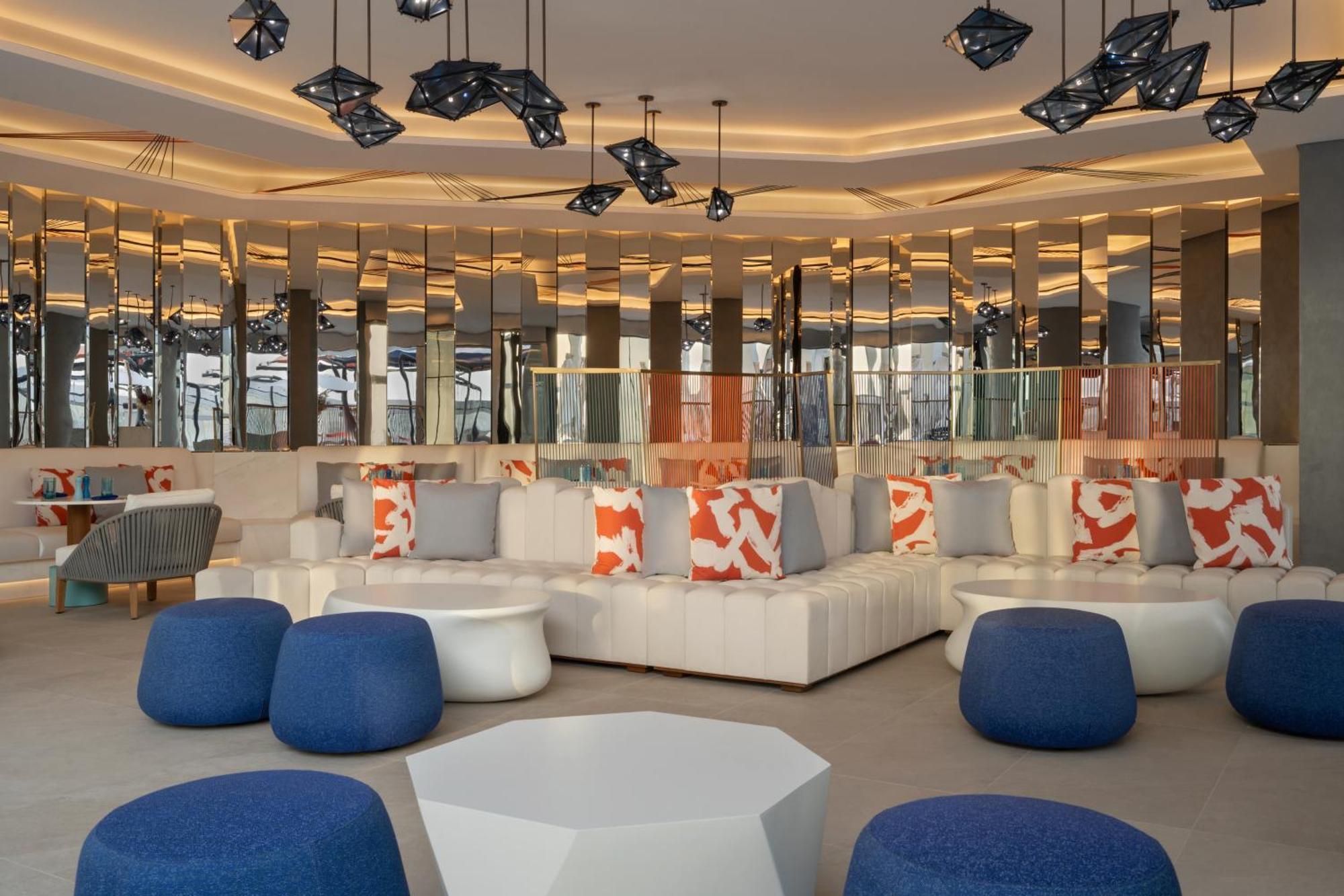 Hotel So/ Uptown Dubai Exterior foto The lounge at the airport